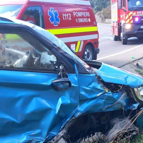 Autoturism rasturnat in urma unui accident in Bistrita-Nasaud