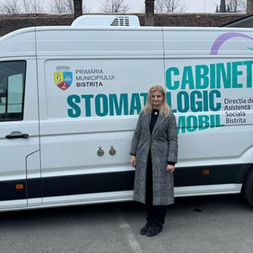 Un cabinet stomatologic mobil pentru copiii din Bistrița-Năsăud