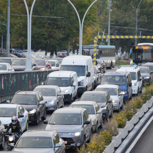 Scandal în trafic în București - Șofer înjunghiat după o ceartă aprinsă