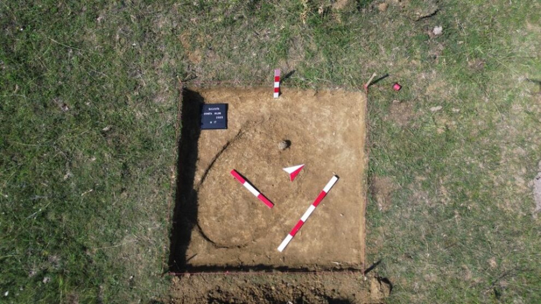 Situl funerar de la Sălcuța, datat în La Tène, extinde necropola