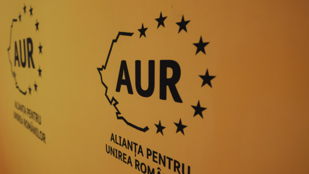 AUR oferă clarificări despre femeia cu arme albe la Parlament