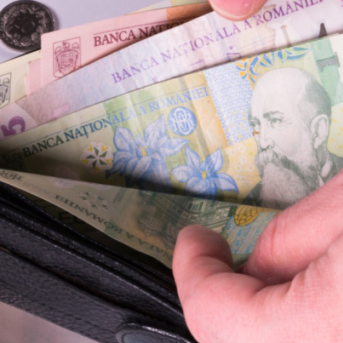 Ilie Bolojan: salariul minim rămâne stabil în condițiile plafonării salariilor în sectorul public