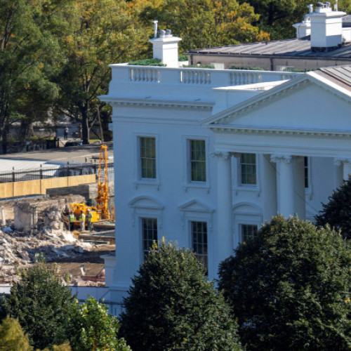 Aripa de Est a Casei Albe a fost complet demolată pentru renovări majore