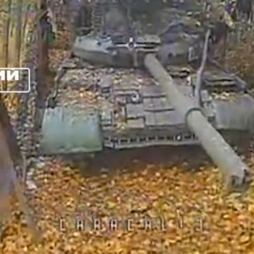 Dronele ucrainene distrug două tancuri rusești în apropiere de Vovchansk