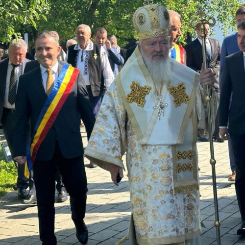 Biserica din curtea Muzeului Bistrița a fost resfințită în ziua de Paște de către Ierarhul, în prezența oficialităților locale și a credincioșilor